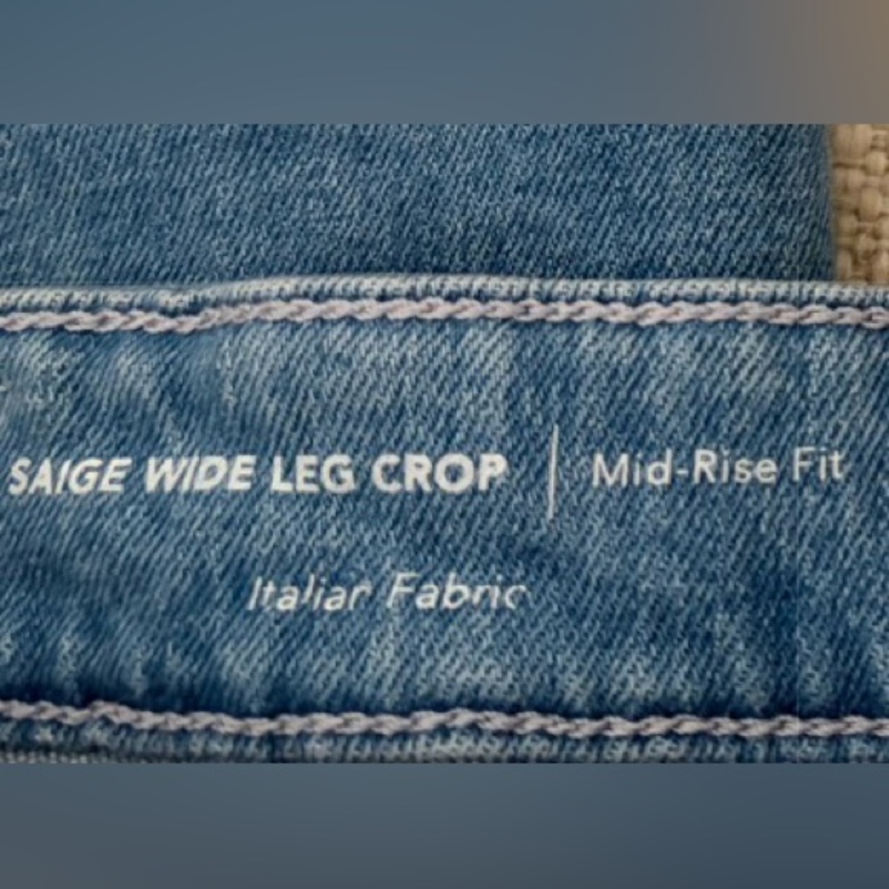 NWT/ AG Saige Mid-Rise Dana Point (Light Blue)Wide-Leg Cropped Jeans - Picture 8 of 14